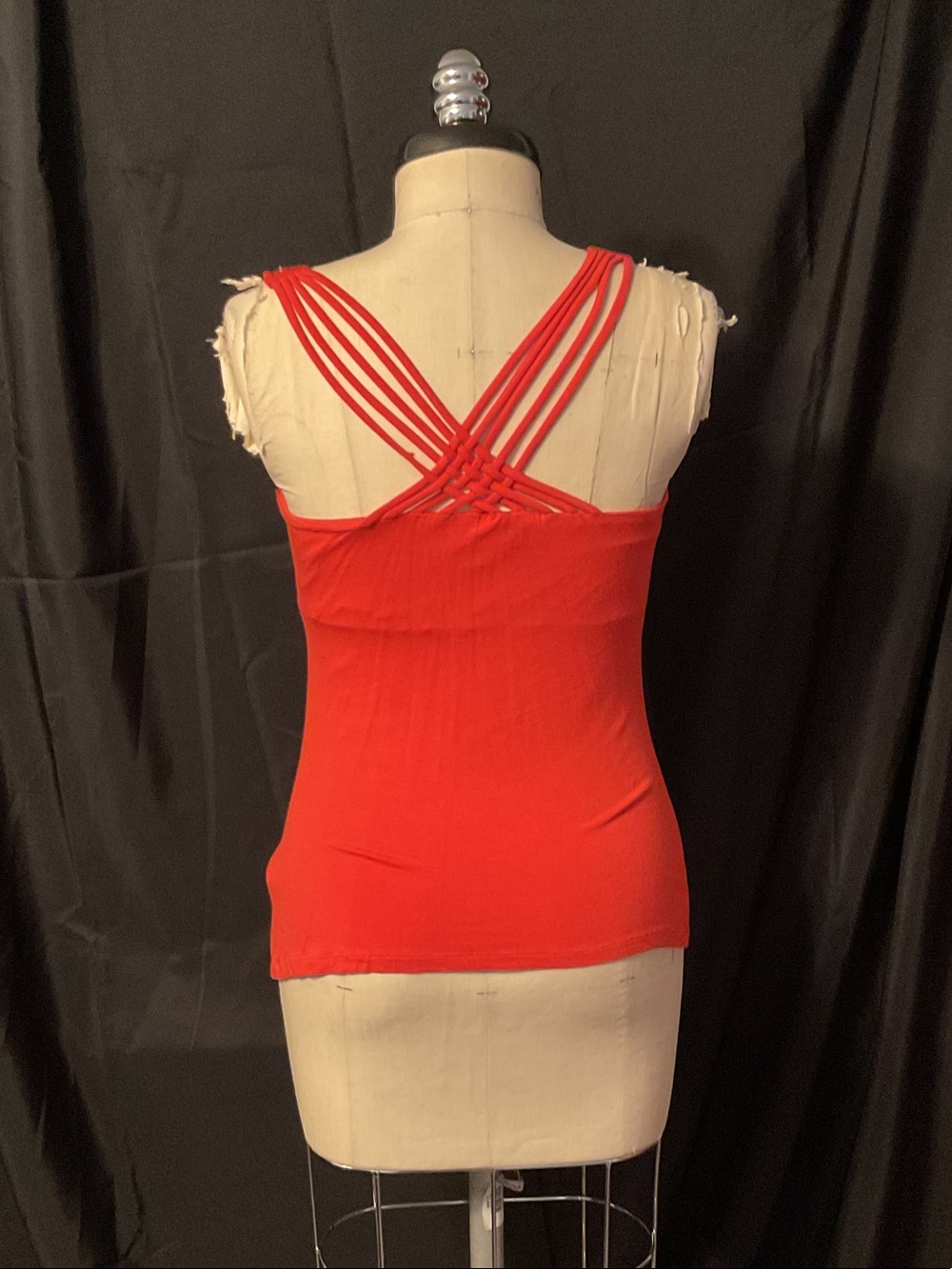 Women's Red Ruched Tank Top - Picture 3 of 6